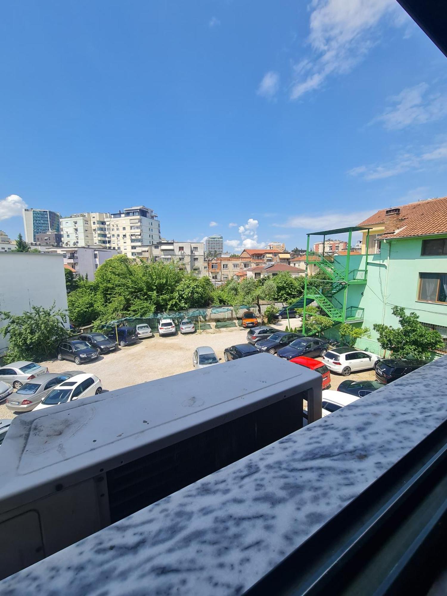 Hotel La Villa Tirana Exterior photo